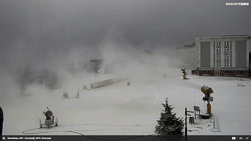 Snowshoe Mountain is receiving some light snowfall and great snowmaking this morning