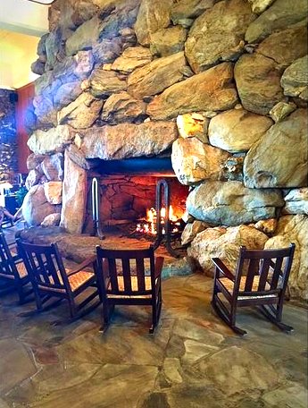 The Grove Park Inn's lobby bar and fireplace is as memorable a place as exists to toast the day's skiing. Photo courtesy Grove Park Inn